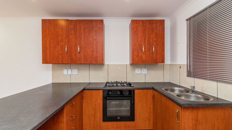 2 Bedroom Property for Sale in De Kelders Western Cape